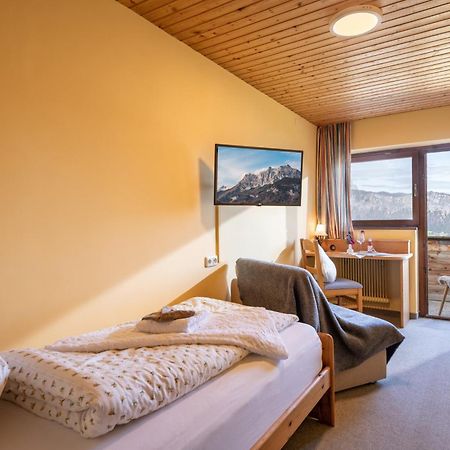 Hochfeldalm Hotel Sankt Johann in Tirol Bagian luar foto
