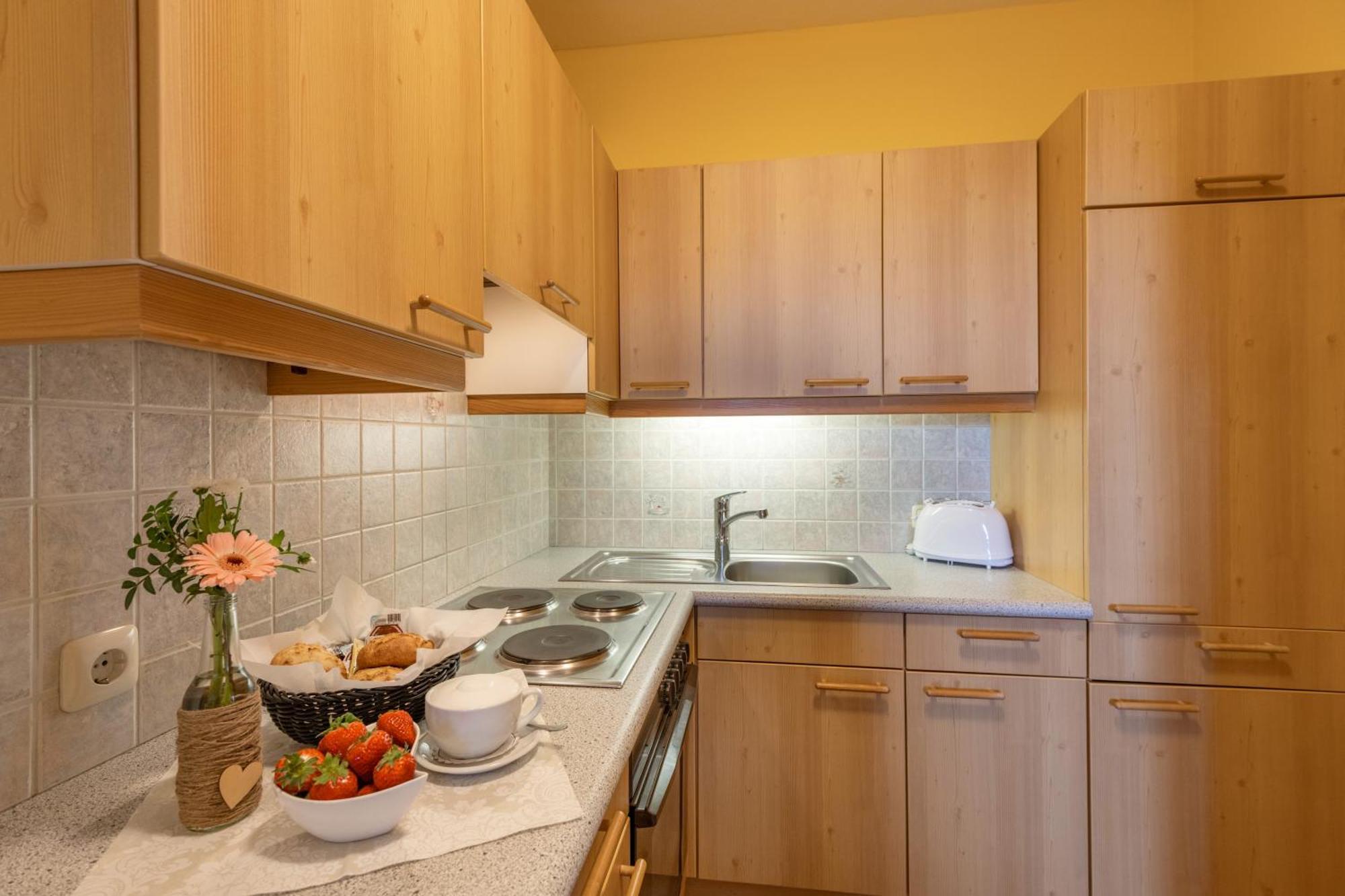 Hochfeldalm Hotel Sankt Johann in Tirol Bagian luar foto