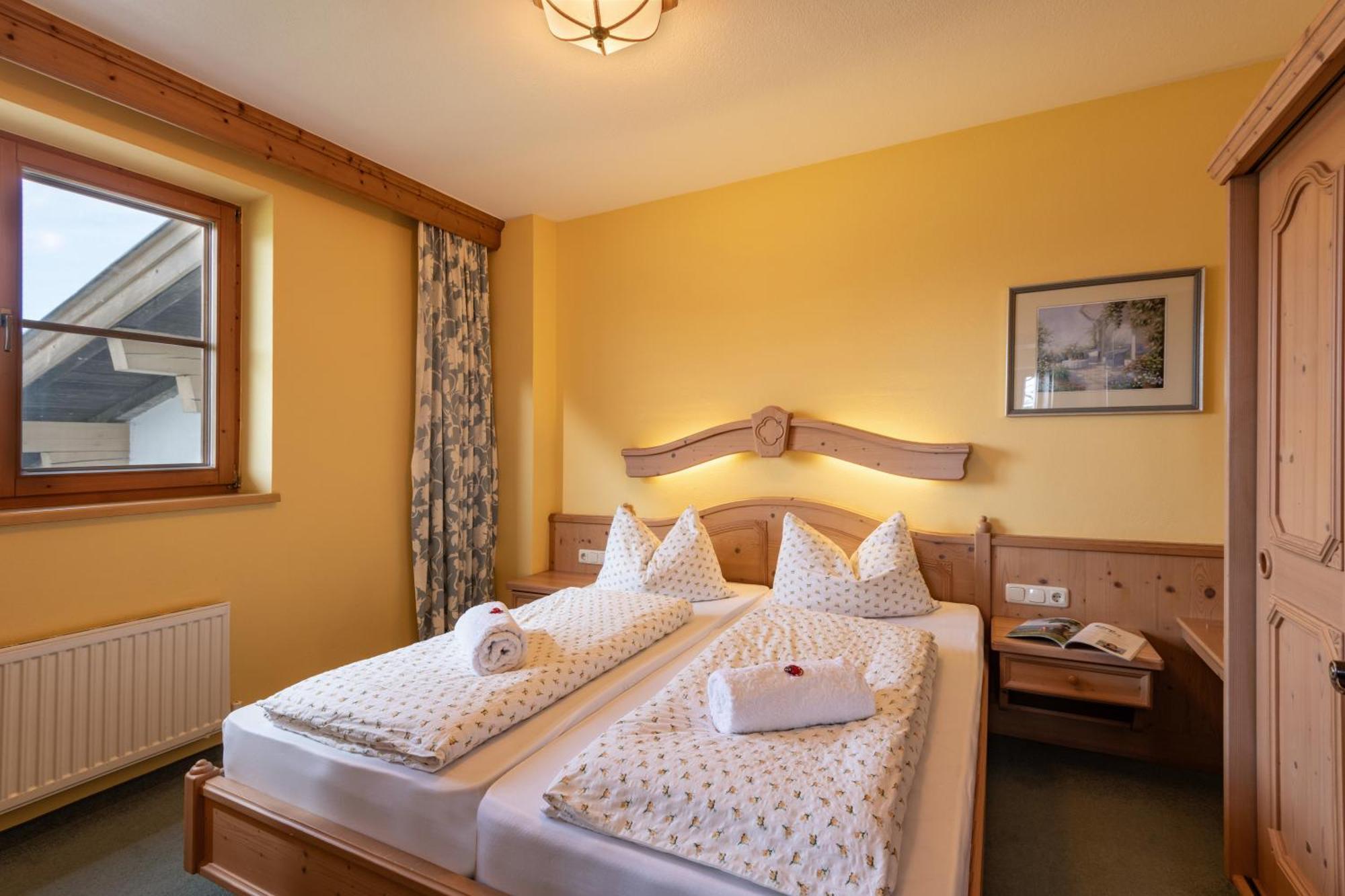 Hochfeldalm Hotel Sankt Johann in Tirol Bagian luar foto