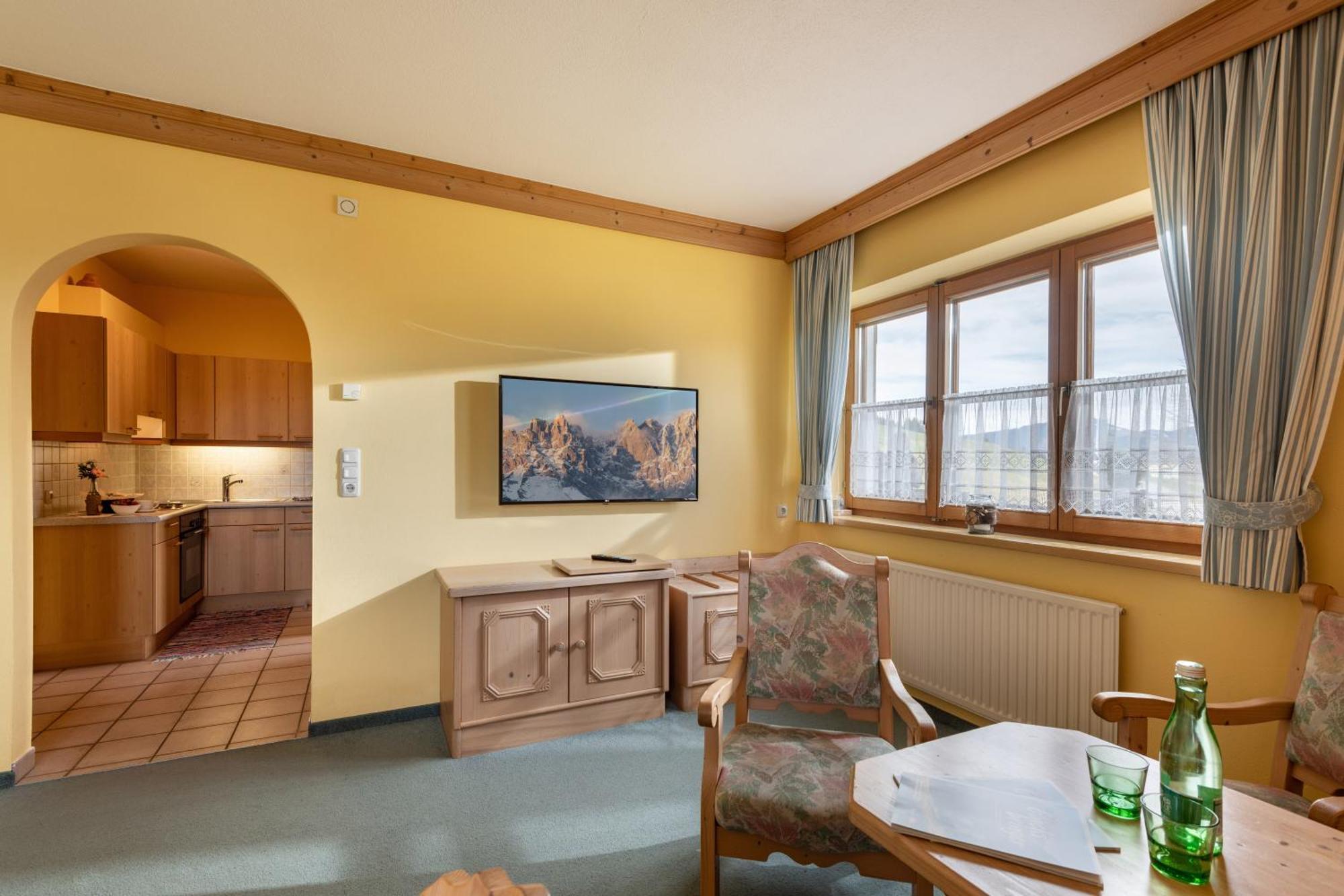 Hochfeldalm Hotel Sankt Johann in Tirol Bagian luar foto