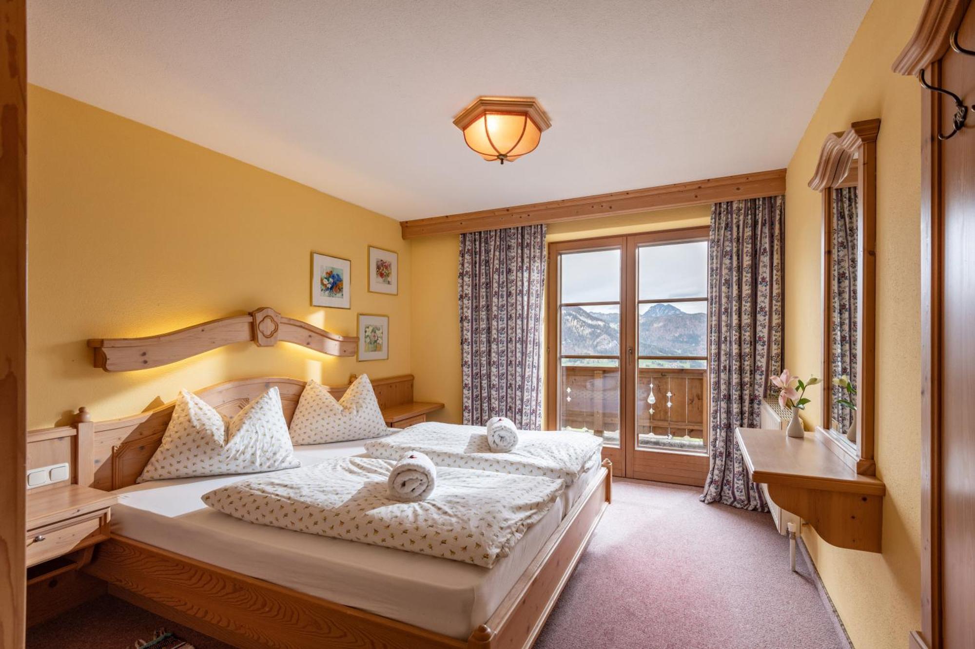 Hochfeldalm Hotel Sankt Johann in Tirol Bagian luar foto