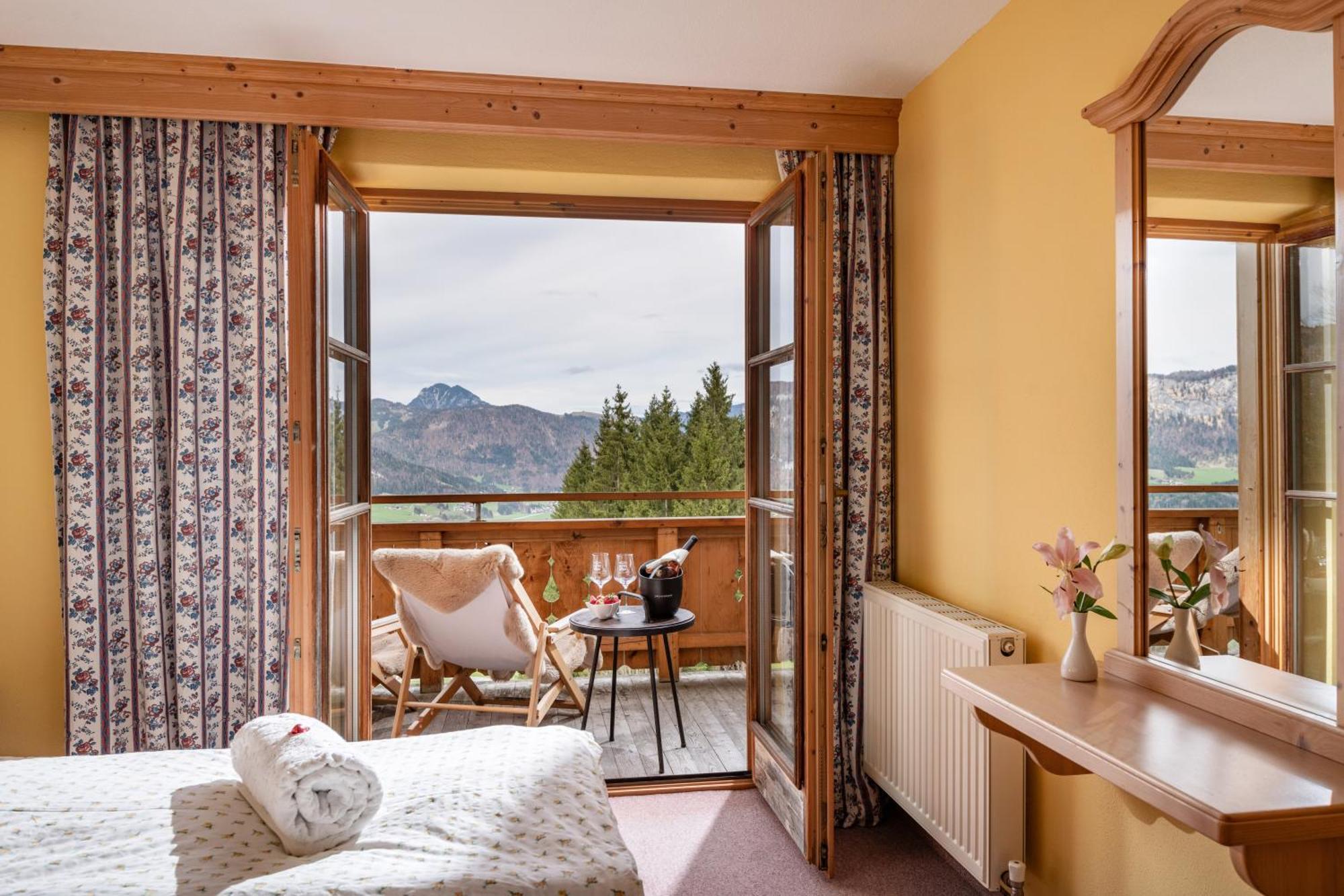 Hochfeldalm Hotel Sankt Johann in Tirol Bagian luar foto