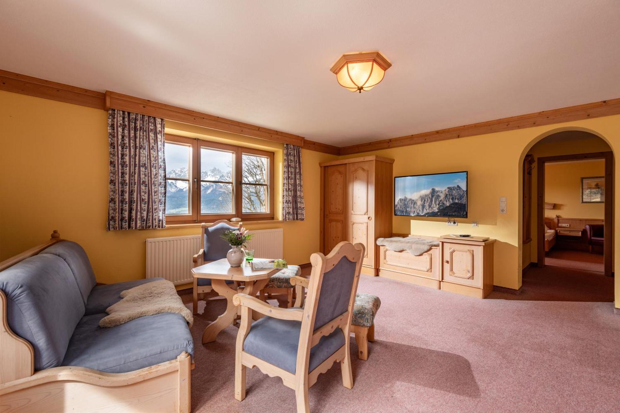 Hochfeldalm Hotel Sankt Johann in Tirol Bagian luar foto